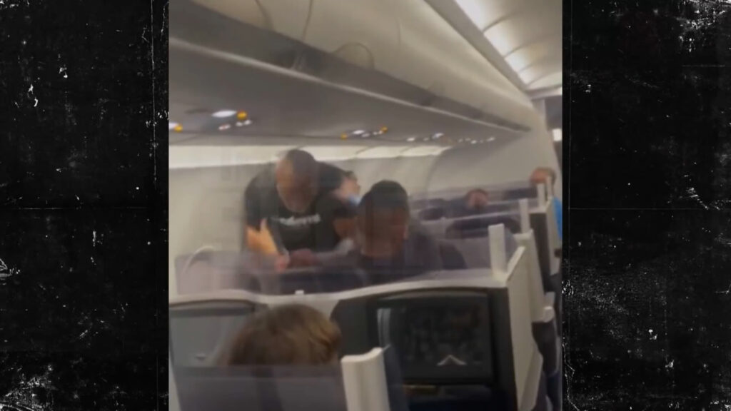 WATCH: Mike Tyson Airplane Punch Video Viral On The Twitter/ Reddit! What Happened To Bloodies Passenger?
